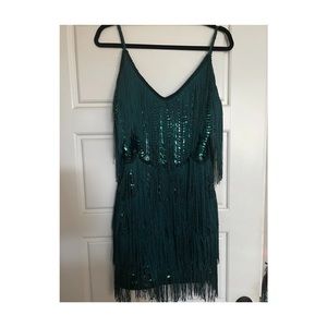 Lulu’s Emerald Green Sparkly “Flapper Style” Mini Dress 💚